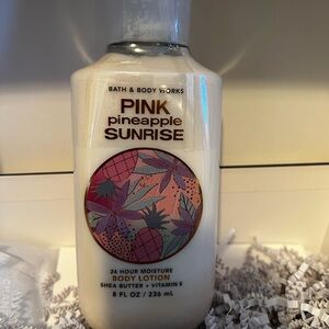 Bath & Body Works Pink Pineapple Sunrise Body Lotion - Pink